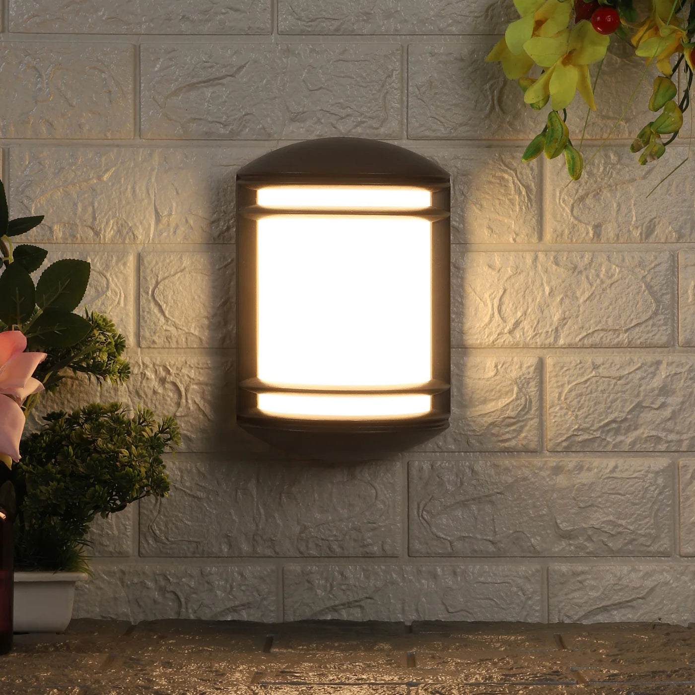 UL - Grey Metal Outdoor Wall Light